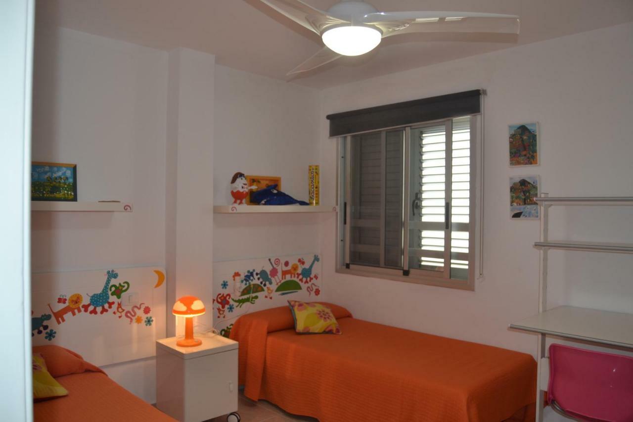 Apartamento Vacacional Relax Frente Al Mar カンデラリア エクステリア 写真
