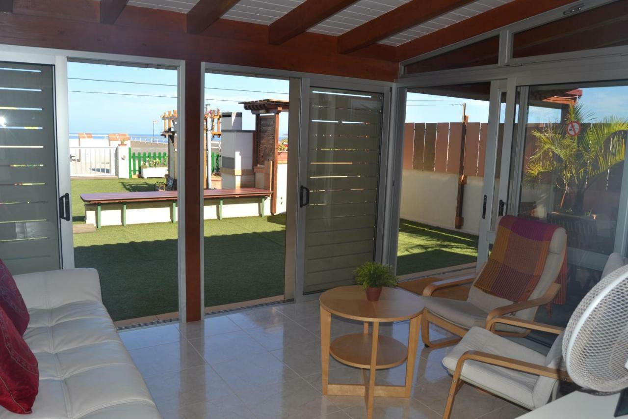 Apartamento Vacacional Relax Frente Al Mar カンデラリア エクステリア 写真